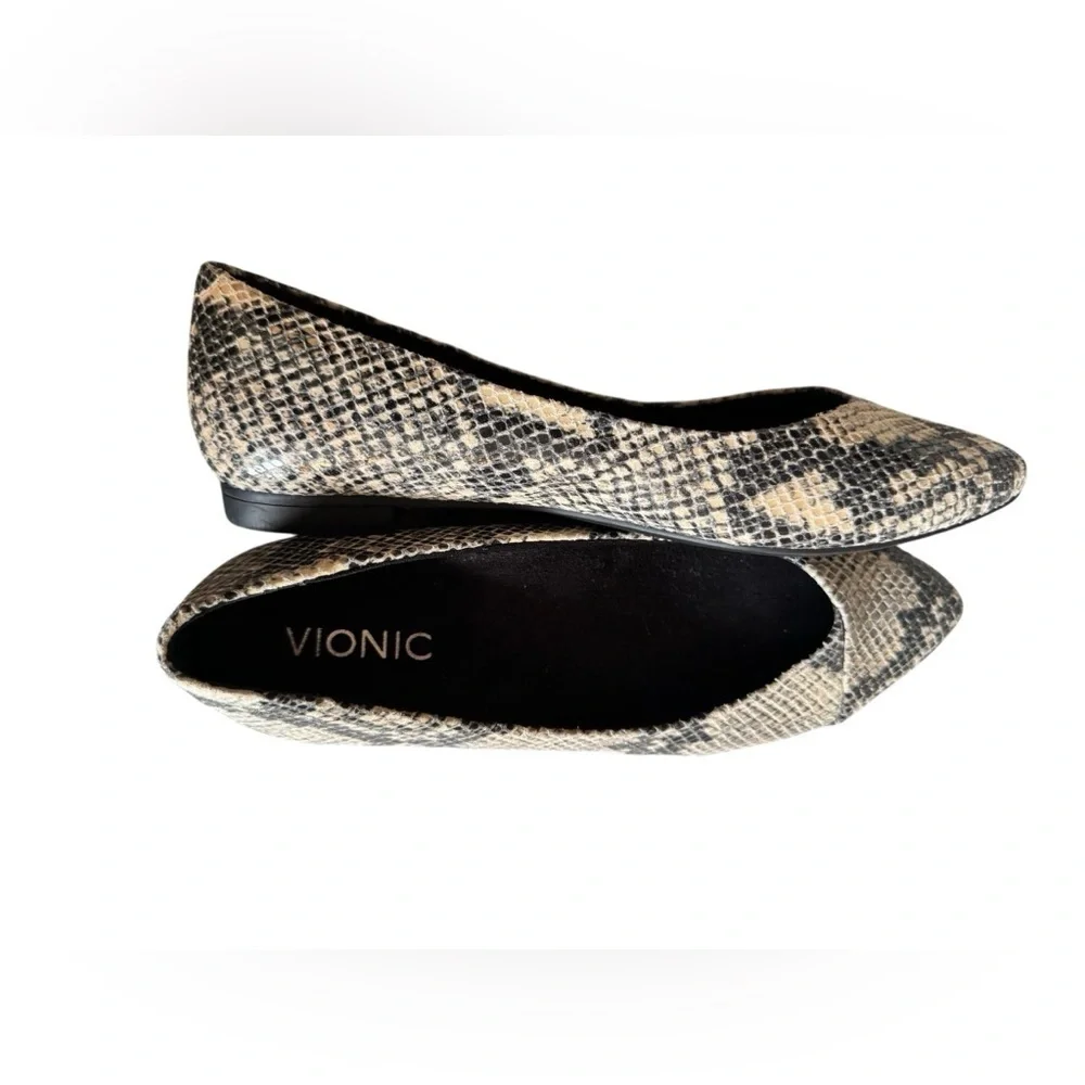 Vionic Caballo Snake Skin Print Pointed Ballet Flats Orthotic 6